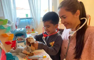 Vivienda y apoyo educativo para una infancia segura
