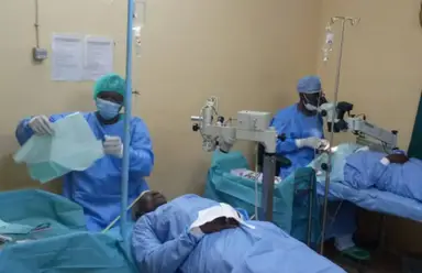 Refuerzo del servicio de oftalmología del hospital público en Burkina Faso