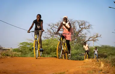 Bicicletas para la Educación en Senegal