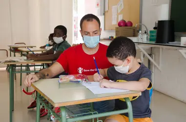 Atención integral a la infancia en crisis