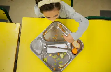 Becas comedor, porque con hambre no se puede estudiar