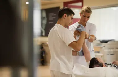 Tratamiento Neurorehabilitador para personas con esclerosis múltiple