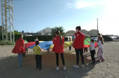 Casales de verano para la infancia en riesgo de exclusión