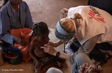 Assistance médicale aux populations vulnérables