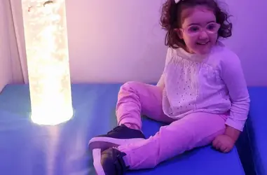 Rincón sensorial para niñas con síndrome de Rett 