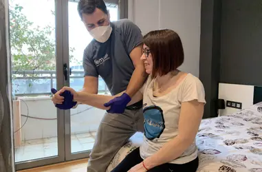 Atención domiciliaria para personas con Esclerosis Múltiple