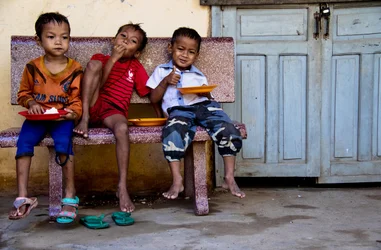 UN EQUIPO 335 SONRISAS EN CAMBOYA