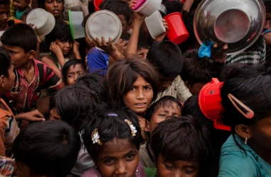 Atención a los niños y niñas Rohingya