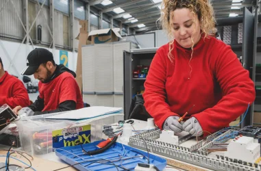 InserDONA: Impulsando la empleabilidad de mujeres en riesgo de exclusión