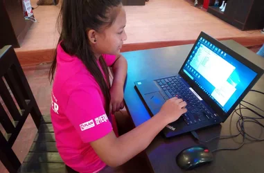 La tecnología en manos de las chicas