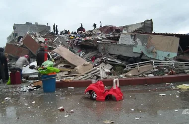 Emergencia terremoto Turquía y Siria: niños y niñas necesitan ayuda urgente