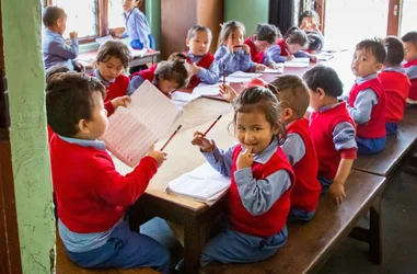 Acceso a la educación para los niños y niñas del Himalaya