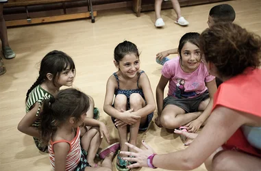 Campamentos de verano para niños y niñas en riesgo de exclusión social en Cataluña