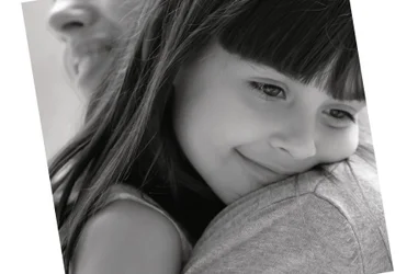 AYUDA A MUJERES, NIÑOS Y NIÑAS VÍCTIMAS DE LA VIOLENCIA DE GÉNERO