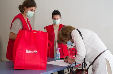Ayuda a la nutrición infantil en A Coruña tras COVID-19