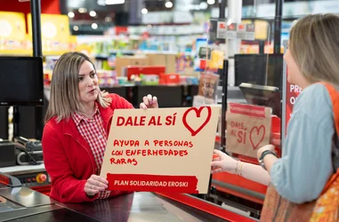 Ayuda a personas con enfermedades raras y sus familiares