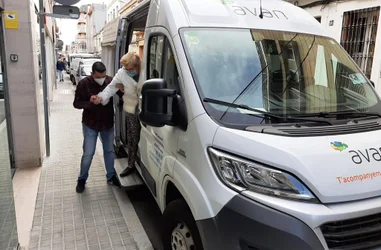 Transporte adaptado para personas con enfermedades neurológicas