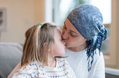 Ayuda a mujeres con cáncer de mama