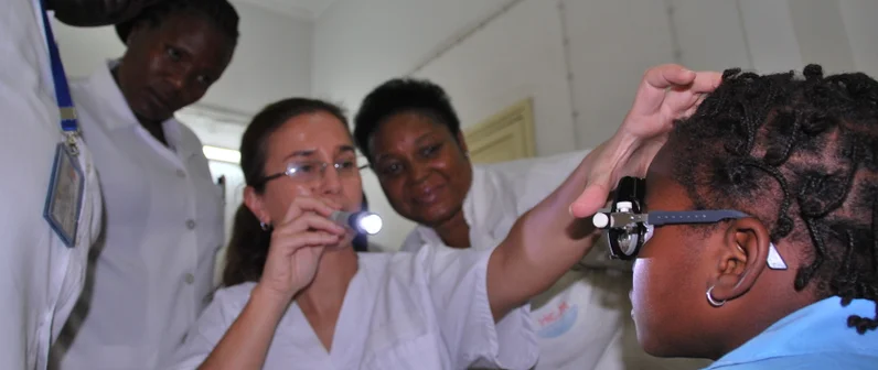 Mejora de la salud ocular en Mozambique