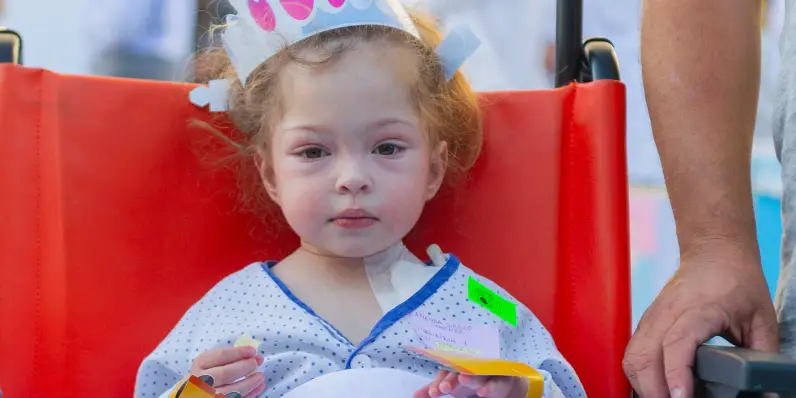 Para madres cuidadoras: Talleres de inserción socio laboral y apoyo psicológico.