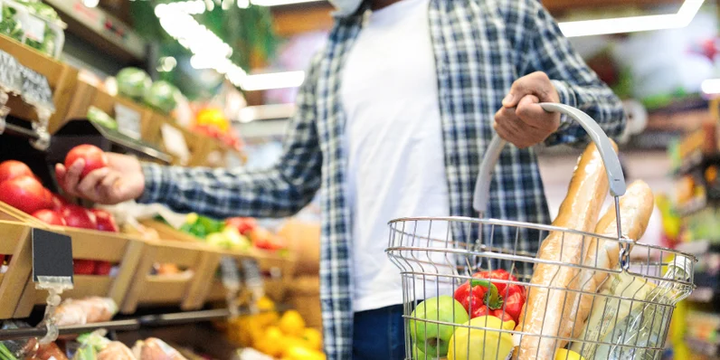 Tarjetas de Ayuda Solidaria para acabar con el hambre en España 