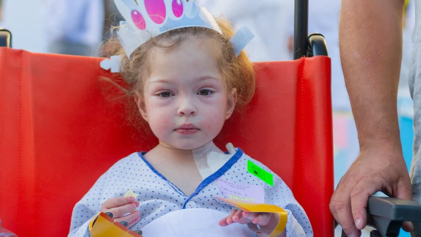 Para madres cuidadoras: Talleres de inserción socio laboral y apoyo psicológico.